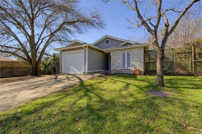 Building Photo - 9718 Curlew Dr