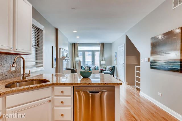 Building Photo - 3 br, 3 bath Condo - 1613 W Grand Ave 1 Un...