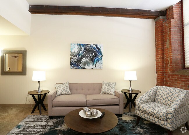 Living Room - Bigelow Commons