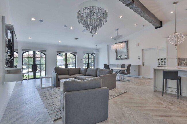 Foto del edificio - 713 Forsyth St