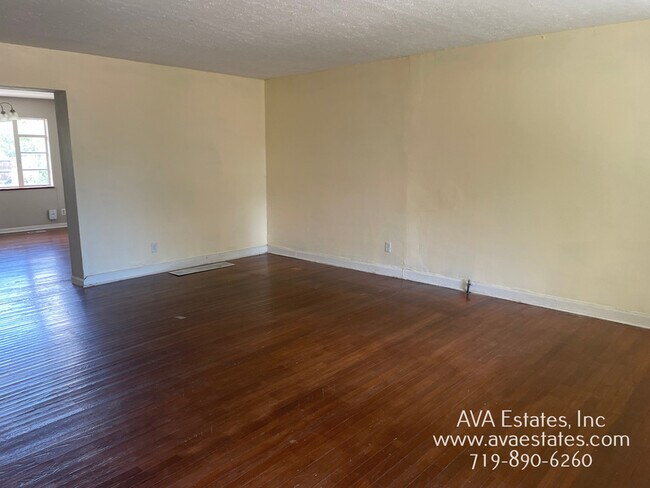 Foto del edificio - 2210 Court St