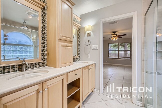 Foto del edificio - 6026 Elk Valley