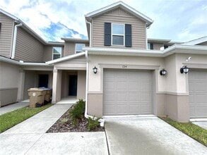 Building Photo - 734 Stoney Pointe Cir