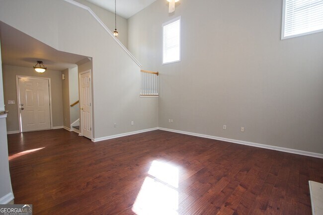 Foto del edificio - 585 Chapel Walk Ln SE