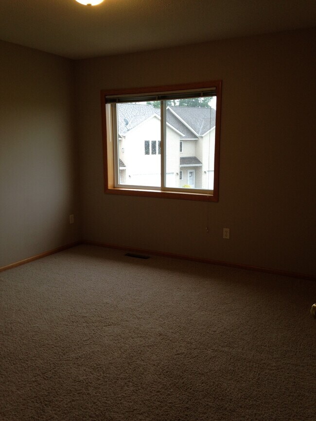 Foto del edificio - 2106 Linden Trail