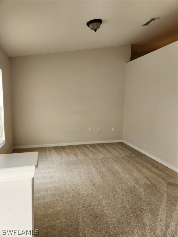 Foto del edificio - 2472 Nature Pointe Loop