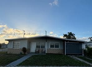 Primary Photo - 4320 SW 107th Ave