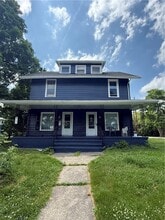 Building Photo - 247 Princeton Ave