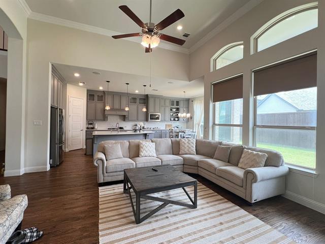 Building Photo - 10505 Wintergreen Dr