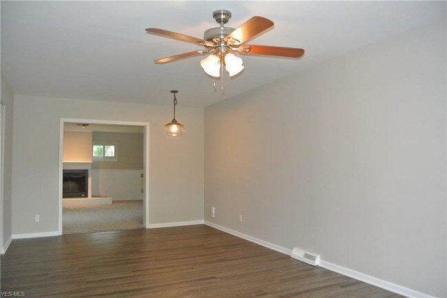 Building Photo - 7756 Fern Dr
