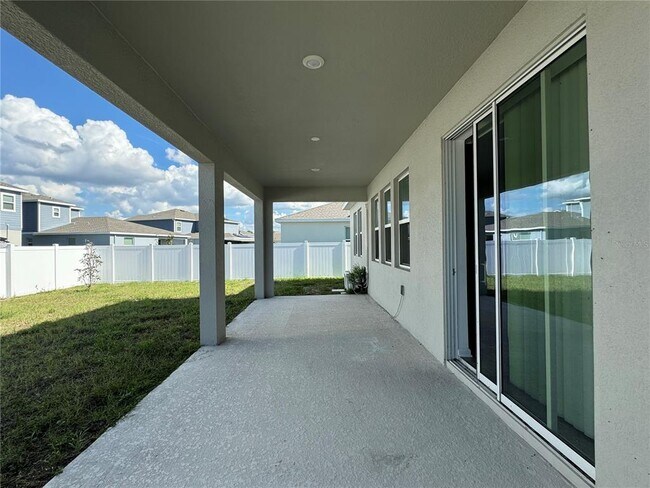 Foto del edificio - 6247 Lakepine St