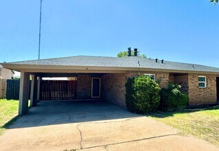 Building Photo - 7410 Avenue W