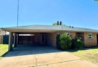 Building Photo - 7410 Avenue W