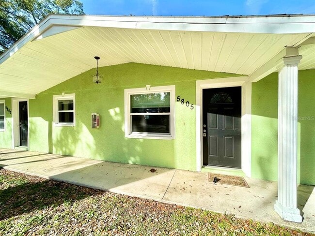 Building Photo - 5805 Delaware Ave