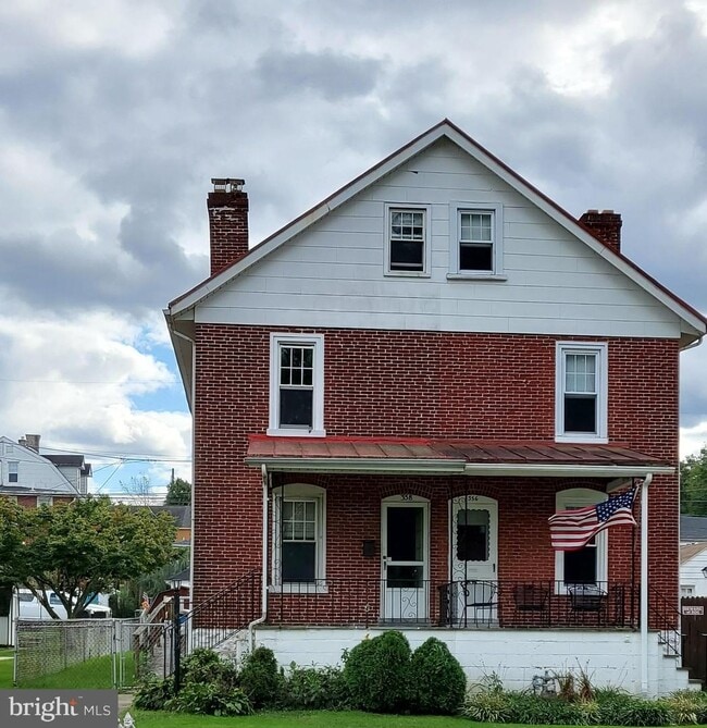 Building Photo - 358 Lincoln Ave