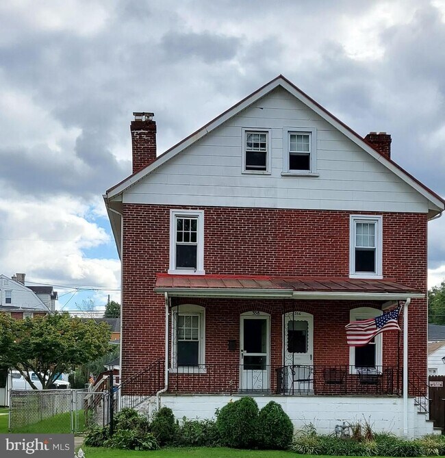 Foto del edificio - 358 Lincoln Ave