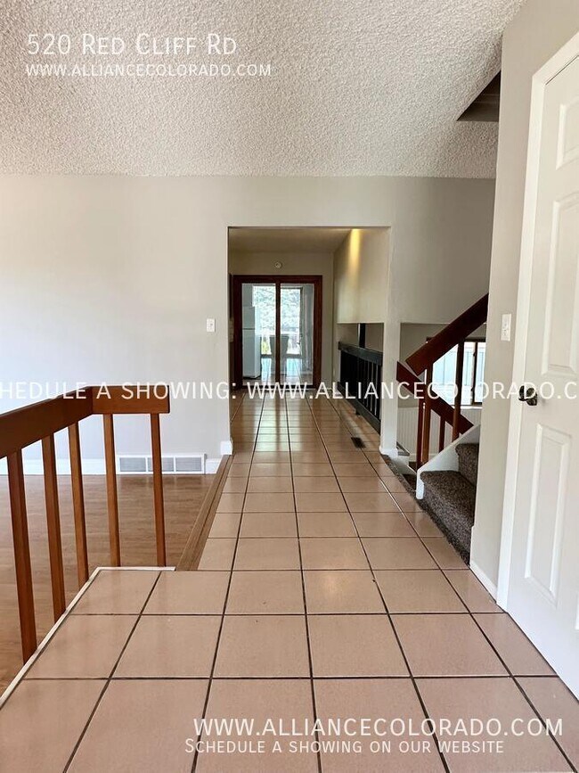 Foto del edificio - 520 Red Cliff Rd
