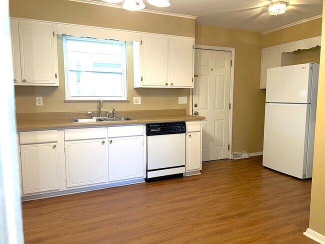 Foto del edificio - Maryville 37804 - 3 bedroom, 1.5 bath ranc...