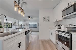 Foto del edificio - 3 br, 2 bath House - 633 NW 4th Ct