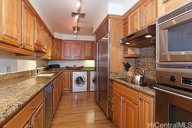 Building Photo - 4999 Kahala Ave