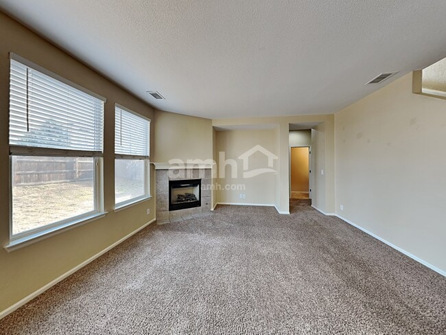 Building Photo - 5568 Joplin St