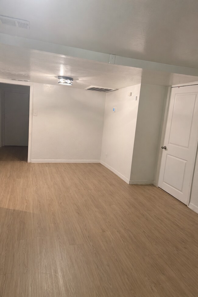 Foto del edificio - 415 S Lafond Rd