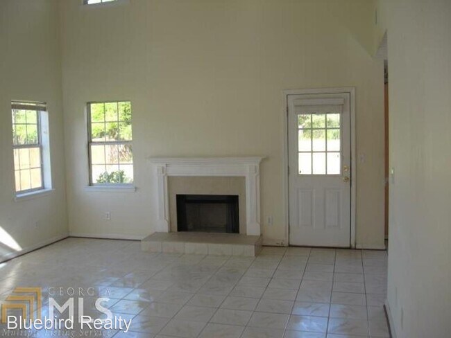 Building Photo - 3 br, 2.5 bath House - 1108 Patton Way