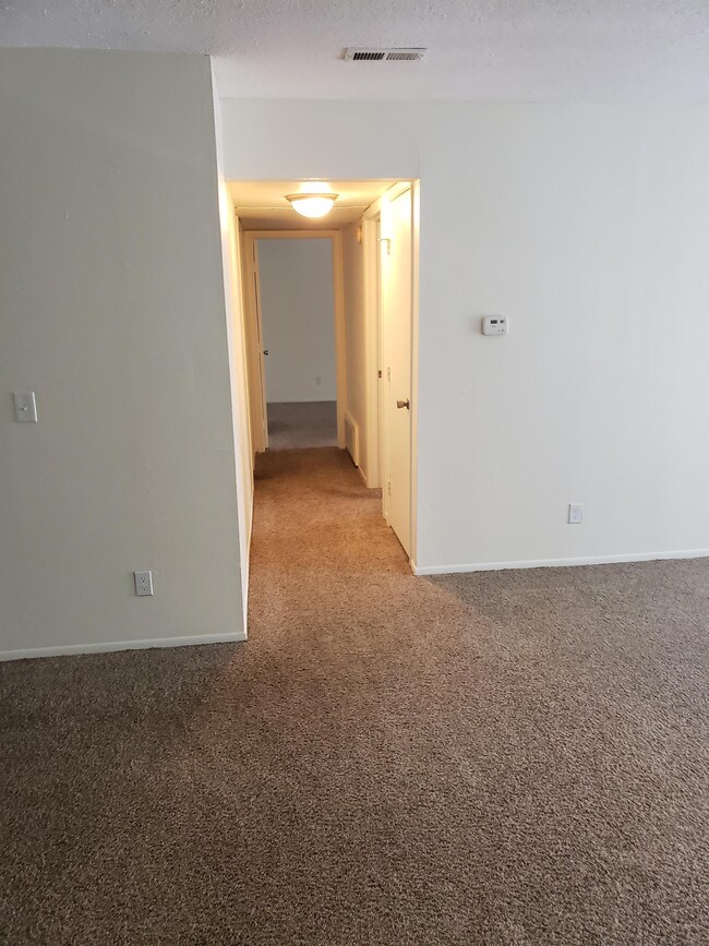 2460 Old Stone Ct Unit 246012, Toledo, OH 43614 Apartment for Rent