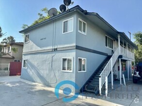 Building Photo - 3959 Cottonwood St