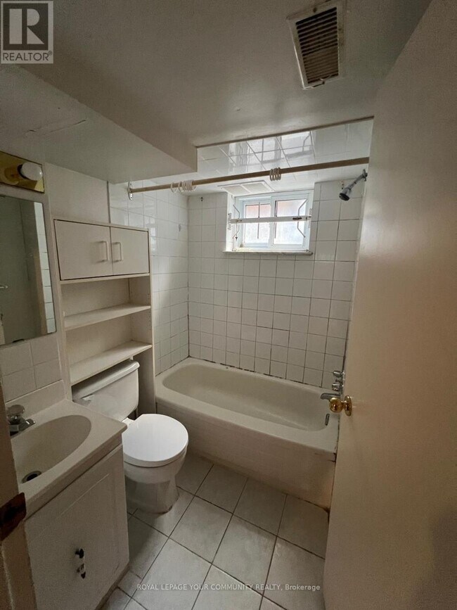 Building Photo - 76 Exford Dr