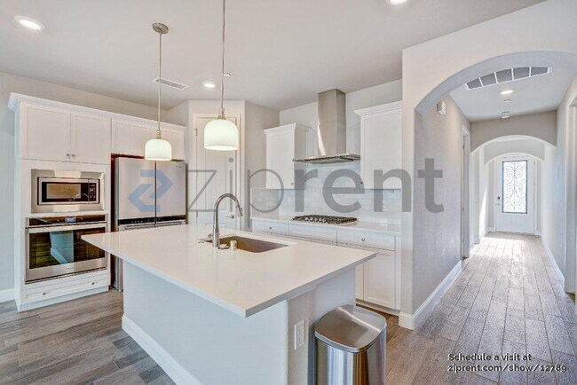 Foto del edificio - 1350 E Via Sentieri Dr