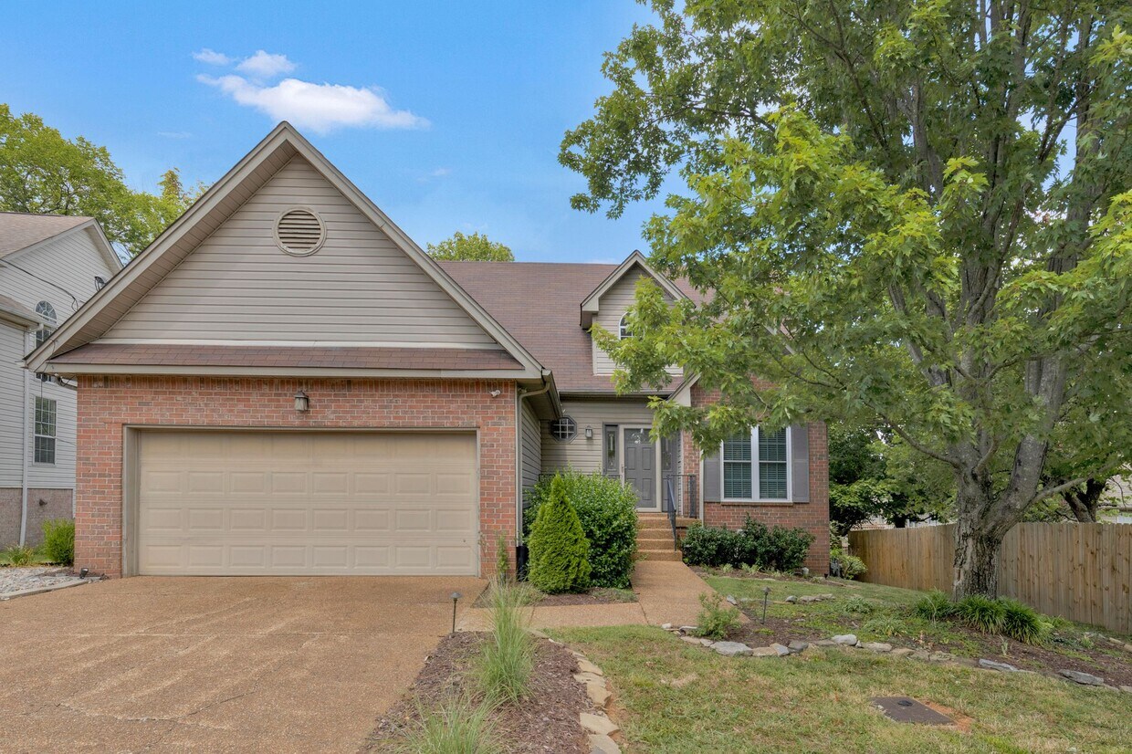 Foto principal - 5204 Catspaw Dr