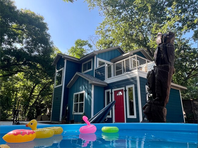 Foto del edificio - 4608 Gonzales St