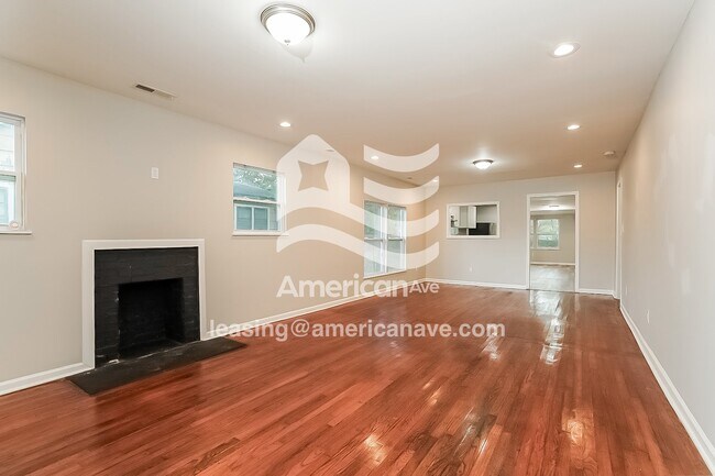 Foto del edificio - 3237 Beech Ave SW