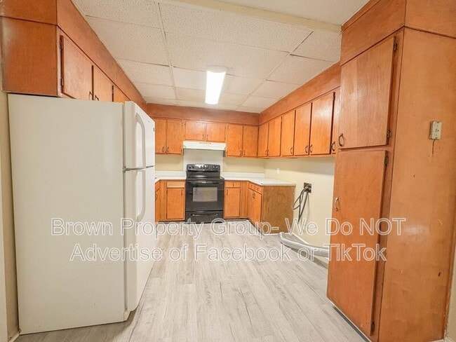 Building Photo - 2310 Barrington Cir