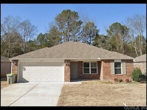 Building Photo - 6097 Saddle Hill Dr