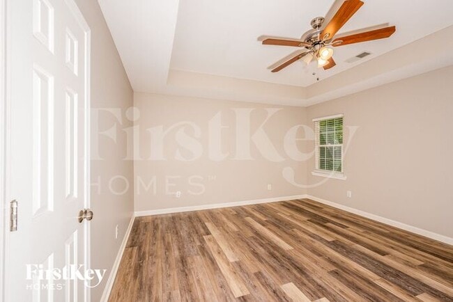 Building Photo - 2609 Bridlewood Cir