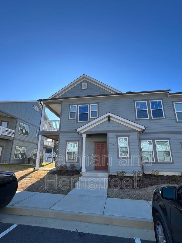 Primary Photo - 2040 Lotus Dr