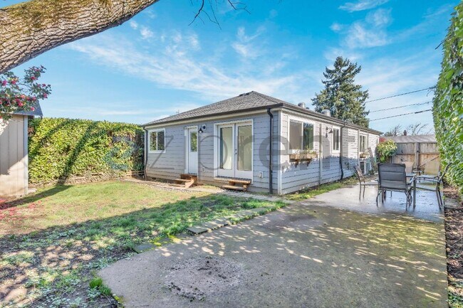 Foto del edificio - 6035 NE 17th Ave