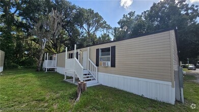 Building Photo - 5 Crawford Dr