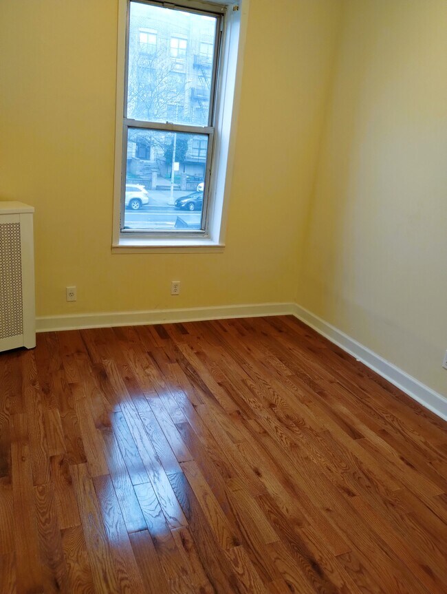 Building Photo - 1233 St Johns Pl