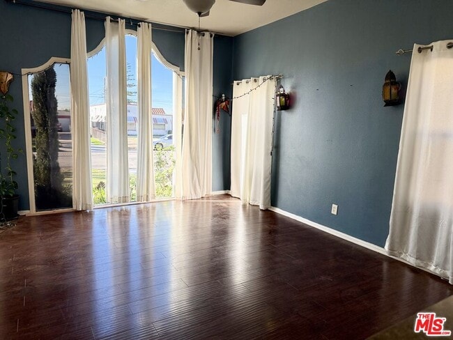 Building Photo - 9428 Harvard Blvd