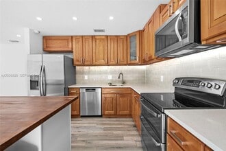 Building Photo - 11293 Rhapsody Rd