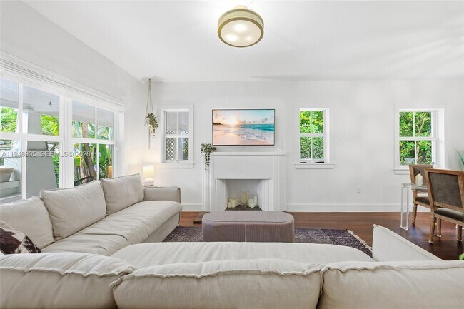 Foto del edificio - 71 NE 46th St