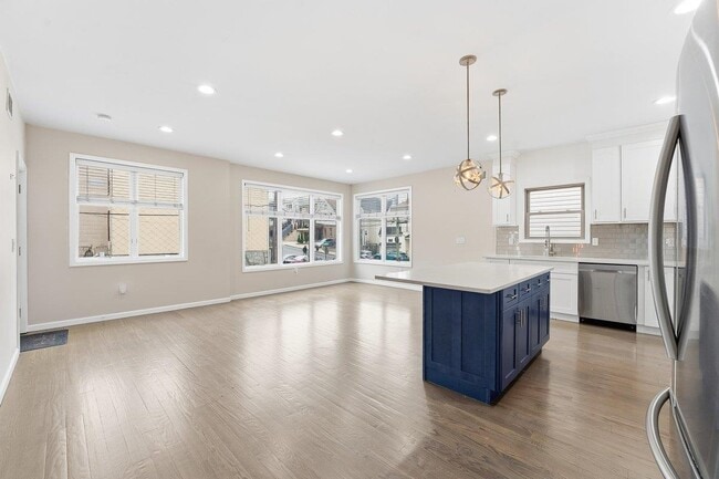 Foto del edificio - 5103 Meadowview Ave