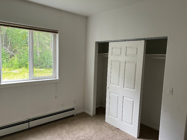 Building Photo - 6101 Lombard Cir
