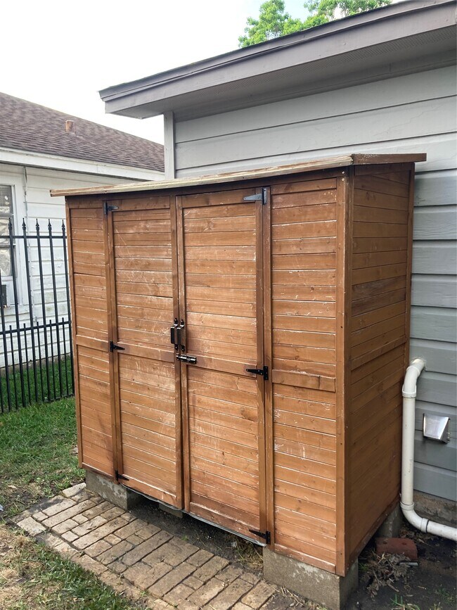 Foto del edificio - 4114 Dacca Dr