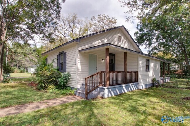 Building Photo - 3503 Dubose St SW