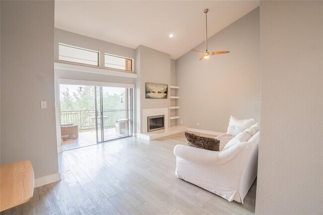 Foto del edificio - 8200 Neely Dr