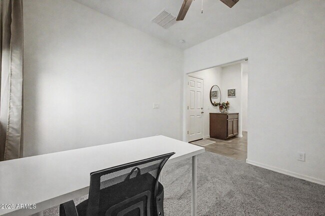 Building Photo - 10696 N 188th Dr